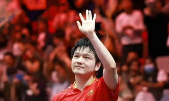 就在刚刚！1月3日传来樊振东新动态，小胖回应在德甲感受到热情与尊重