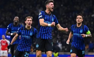 国米1-3不敌阿森纳，欧冠遭遇三连败，齐沃无奈认怂，两大新星成遮羞布