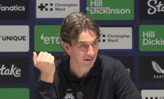 弗兰克：丹索接替罗梅罗表现很好；范德芬承担了更多领袖责任