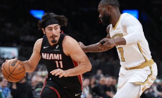 怀特33+5+6韦尔24+14 凯尔特人末节发力扑灭热火