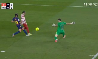 硬碰硬！巴萨3-1马竞 超越皇马领跑西甲