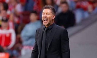 西蒙尼执教马竞喜迎胜利，西甲近4轮10分杀进前4
