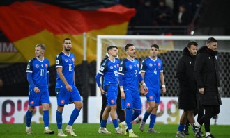 德甲联赛最新动态：拜仁慕尼黑逆转胜利，霍芬海姆强势崛起，积分榜解析与战术深度分析