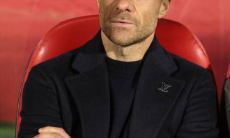 皇马将德甲球星列入夏窗引援名单，但面临来自宿敌的实质性兴趣威胁