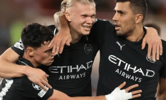 欧冠爆冷！哈兰德梅开二度难救主，曼城2-2惨遭摩纳哥逼平