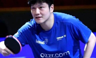 德甲联赛。樊振东3-0横扫豪格，没料到方博和周雨这样评价