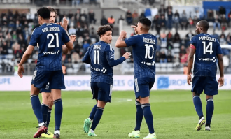 法甲焦点战：巴黎圣日耳曼VS巴黎FC，实力悬殊下的德比对决