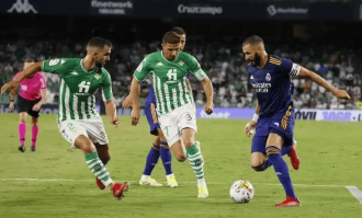 周四004 欧罗巴焦点战：皇家贝蒂斯VS费耶诺德 西甲技术流对决荷甲进攻狂潮