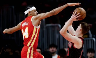 吉迪19+11+15约翰逊24+10 老鹰不敌公牛4连败