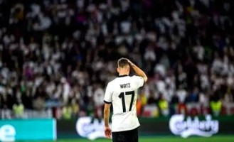 利物浦5-1胜内讧！萨拉赫霸道拒传球提前退场