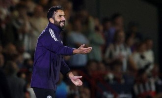 新帅已定！曼联敲定救火人选，前主帅再度回归，进欧冠区就续约