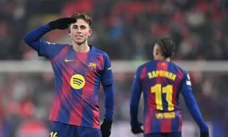 巴萨4-2力克布拉格斯拉维亚，莱万抢眼表现弗里克换人见效