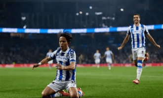 周六 德甲前瞻：弗赖堡VS汉堡 比分预判及攻防韧性对决解析