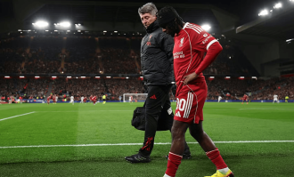 斯洛特暗示暂不引援，尽管利物浦伤病问题持续加剧