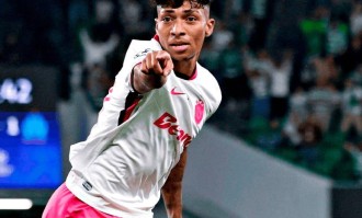 2-1！0-0！欧冠乱了，三大强队翻车，法甲第一遭绝杀，热刺拿1分