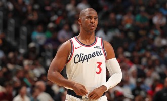 保罗宣布本赛季结束后退役 詹姆斯送上祝福：控卫之神