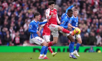 英超-约克雷斯双响苏维门迪贴地斩 阿森纳3-0先赛9分领跑