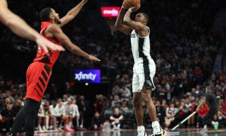 杨瀚森1分钟1板福克斯37+6+8 开拓者不敌马刺