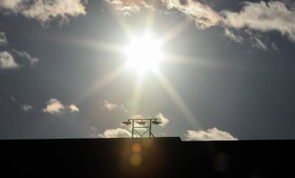 曼联任意球战术：费尔南德斯与芒特的默契配合