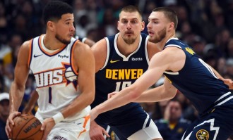 约基奇14+14+15布克空砍31分 掘金射日首胜