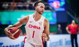 中国男篮首位归化球员！李凯尔的国籍已经更改为美国籍