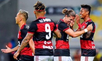 巴黎圣曼对阵弗拉门戈，争夺欧冠决赛席位，双方核心伤病与战术差异加剧悬念。