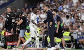 上任半赛季即遭解雇，哈维-阿隆索到底“错在哪”