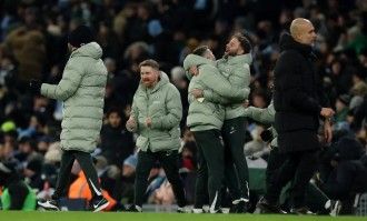 神剧本！度假路临时主帅抓壮丁逼疯瓜帅，切尔西残阵1-1曼城！