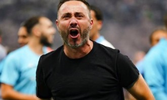 欧冠0-3完败后仅1天！曝德泽比尔主动辞职，穆里尼奥让马赛损失惨重