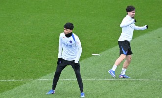 妖星闪耀！埃梅里魔幻助攻杜埃，巴黎登顶法甲，法国队世界杯提前锁定王炸组合？