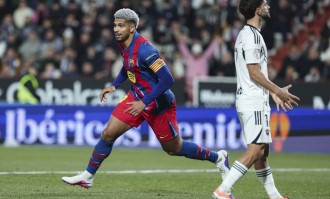 巴塞罗那迎来关键转折：中场“指南针”回归，拉什福德复出