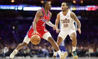 泰森39+5+4&amp;准绝杀恩比德33+5 骑士险胜76人