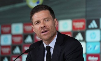 西媒：若皇马欧冠大比分输曼城 阿隆索或被立即解雇