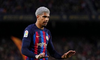 国米与巴萨铁闸互换提上日程，英超门将或加盟，布罗佐维奇或重返意甲尤文