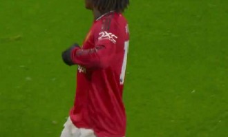 一场1-0！让曼联进前5，欧冠近在咫尺：和切尔西同分，3豪门争四