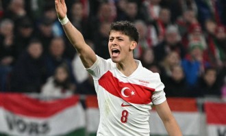 曼城砸1亿欧挖皇马新星，德甲天才边锋或将加盟，曼联拟用梅努换维尼修斯