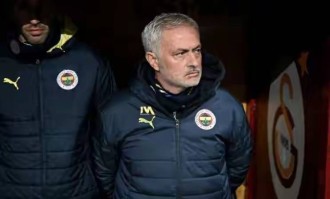 狂吹8连胜！凯恩100球碾压，穆帅1.4失球也配比豪门？难道小编我瞎眼了？