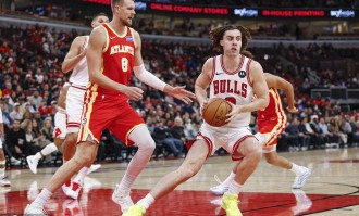 特雷杨21+17吉迪18+13 老鹰不敌公牛