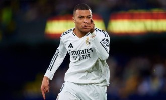 帮小熊化解矛盾，在更衣室发表讲话：连场进球的姆巴佩真成大哥了