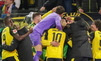 德甲最新积分战报：领头羊8连胜，多特绝杀，莱比锡制造惨案