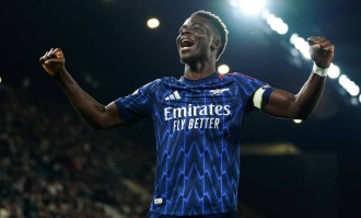 观战台：阿森纳冲击九连胜 拜仁大战药厂争开局15连胜