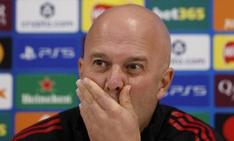 欧冠资格影响帅位？斯洛特：以前没进前四 主帅也留任了