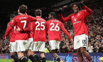 1-0险胜！曼联终结两场不胜，积分追平利物浦，升到第5名