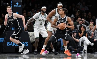 小波特12+6特伦特20分 篮网大胜雄鹿