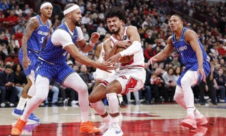 班凯罗31+6+6布泽利斯21+9+7 公牛击退魔术