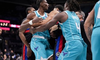 黄蜂活塞斗殴禁赛处罚出炉：斯图尔特7场 杜伦2场