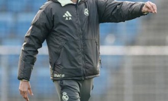 皇马才踢一场就开始物色新帅，阿韦洛亚忠心耿耿明知背锅仍坚持带队