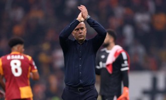 斯洛特称利物浦成绩遭“针对”，点名克洛普言论引热议