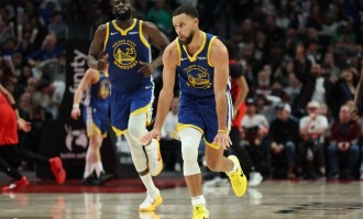 巴克利：勇士的时代结束了！库里会继续下滑