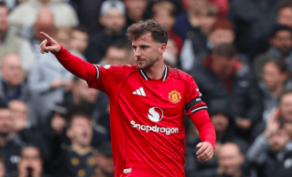 2-0！芒特破荒 舍什科连场破门 曼联掀翻升班马重返上半区